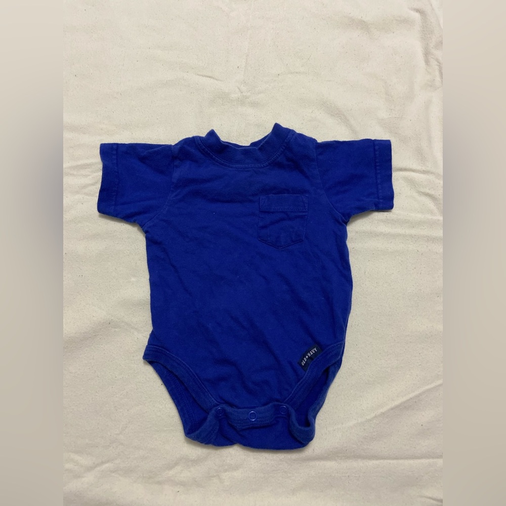 Y2K Baby Old Navy Pocket TShirt Onesie